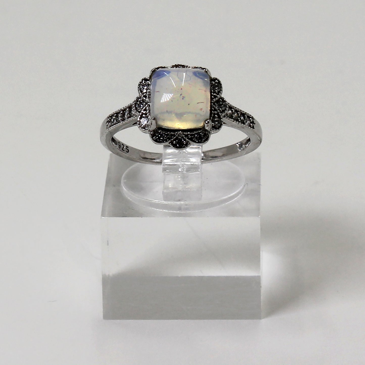 Sterling Silver Vintage-Style Halo Ring - 6 1/2