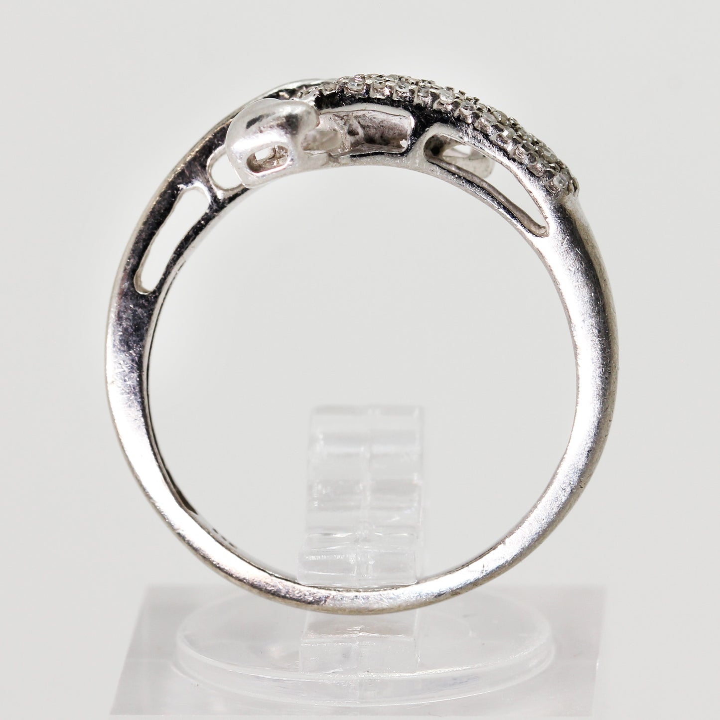 Sterling Silver Cut-Out Clear Stone Heart Ring - Size 7