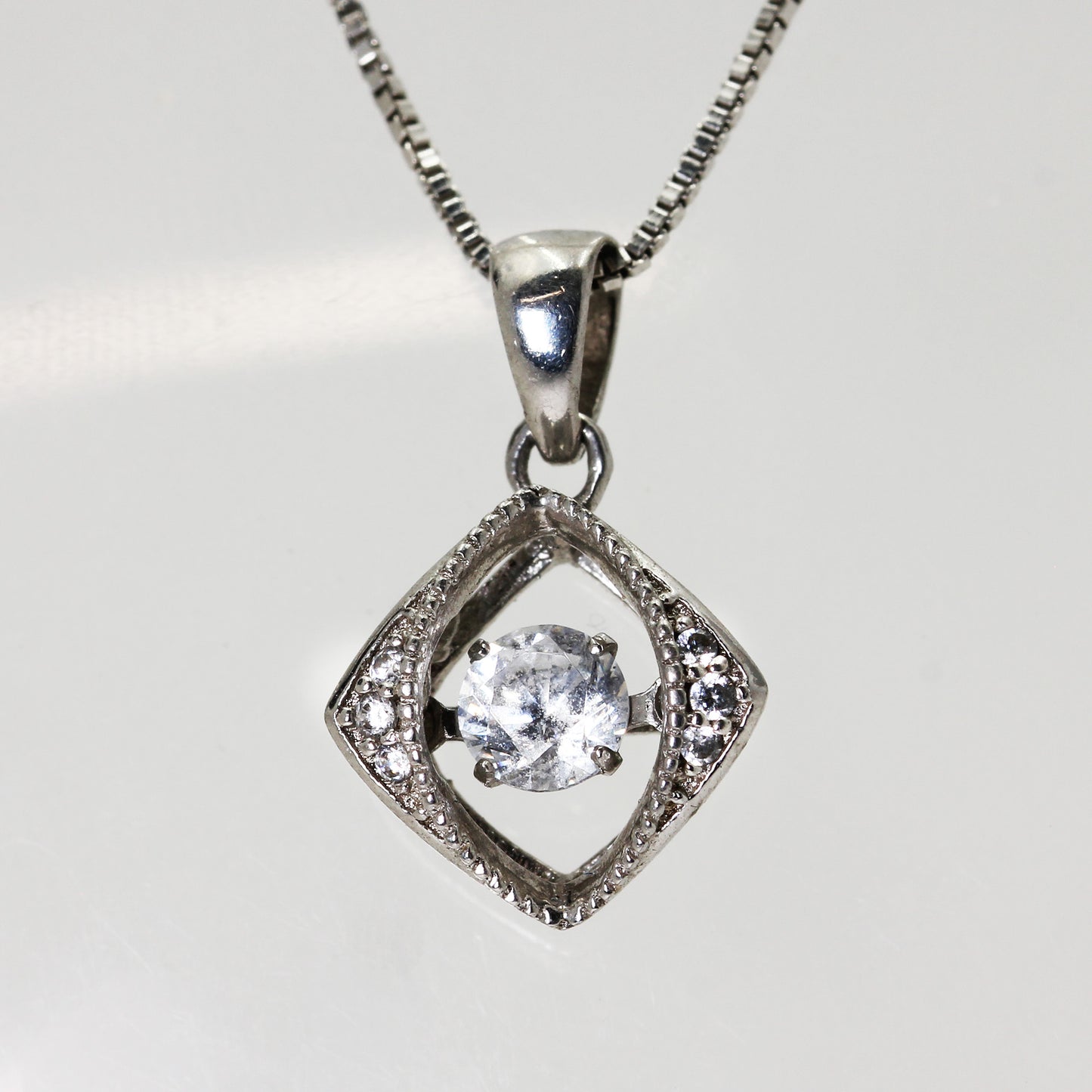 Lady's Sterling Silver Vintage Style Openwork Necklace - 18"