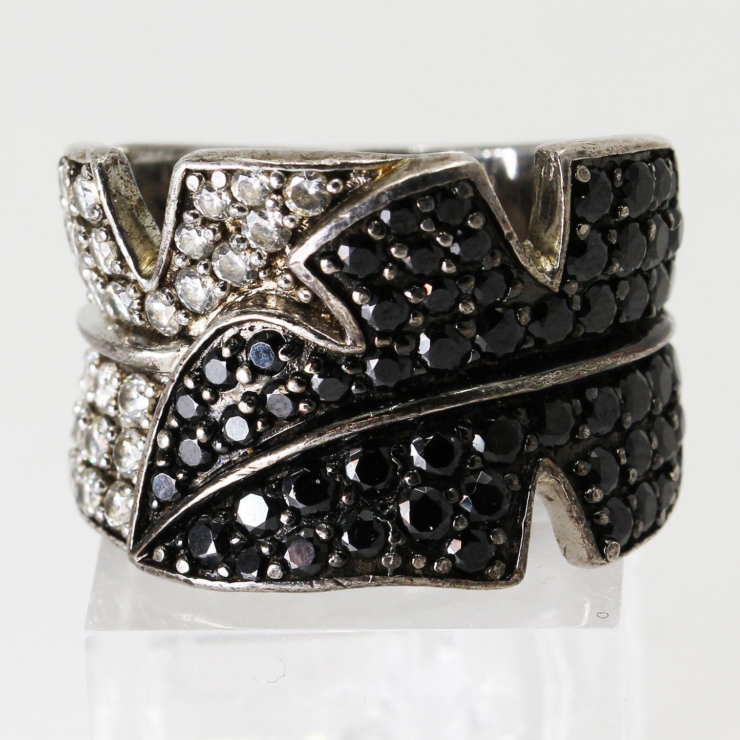 Lady's Sterling Silver Black & Clear Stone Leaf Inspired Ring - Size 6 1/2