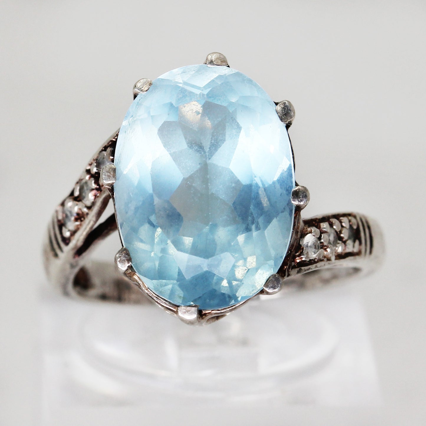 Lady's Sterling Silver Topaz Statement Ring - Size 6 1/2