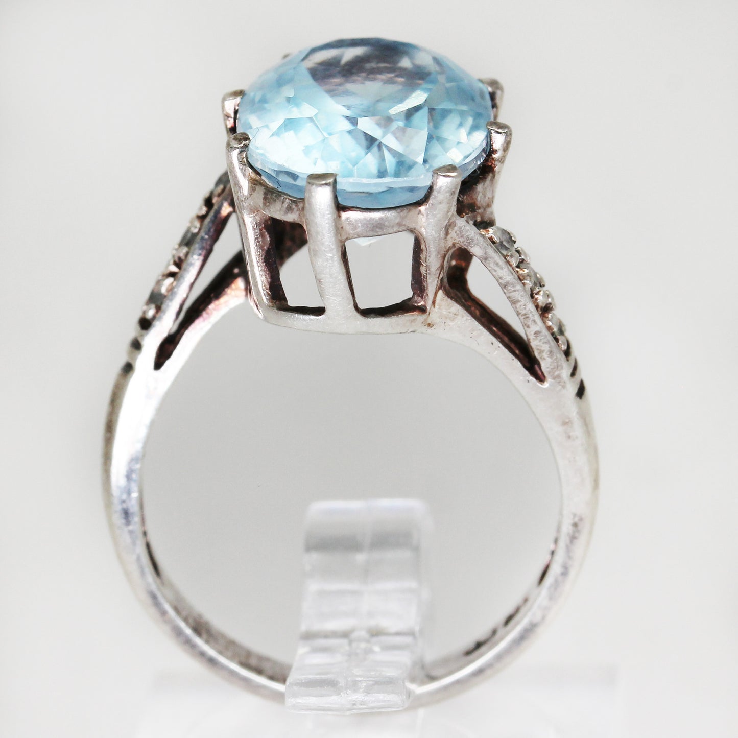 Lady's Sterling Silver Topaz Statement Ring - Size 6 1/2