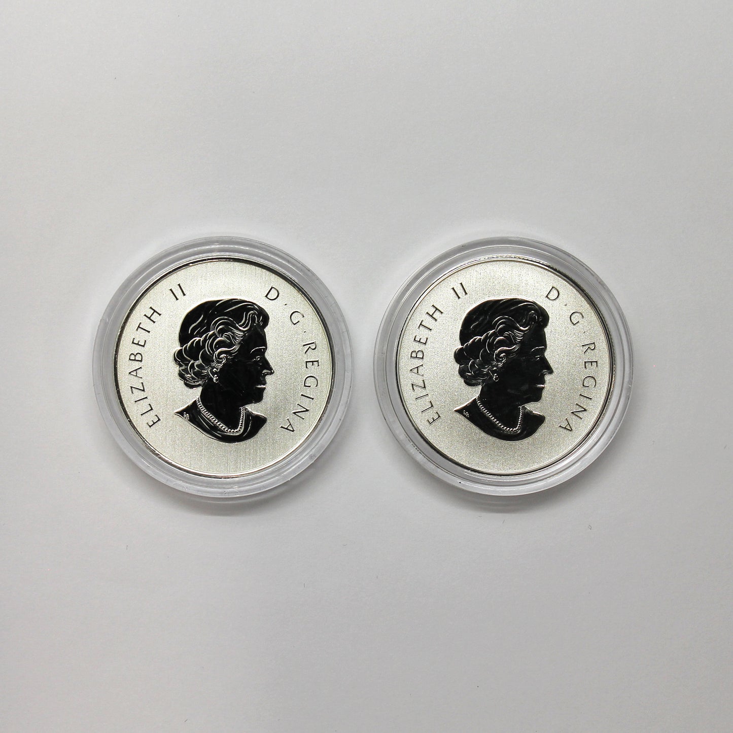 Pair of 2016 Canada $10 Fine Silver Coins, 2pcs (No Tax) Coins Only (Scratched Capsules)