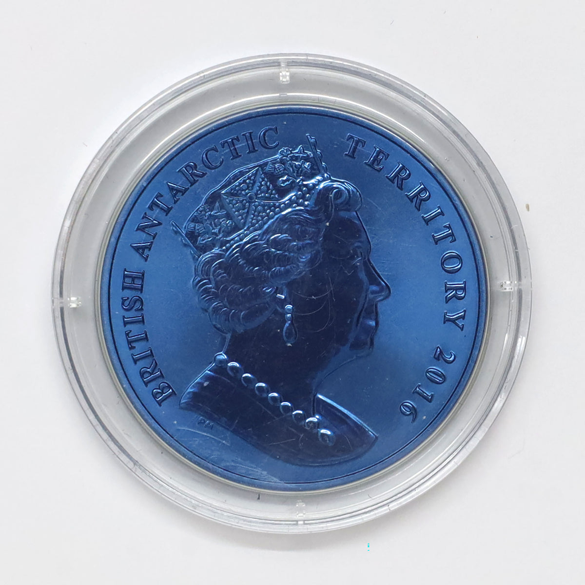 British Antarctic Territory 2016 2 GBP Coloured Emperor Penguin Coin in Case (minor wear)