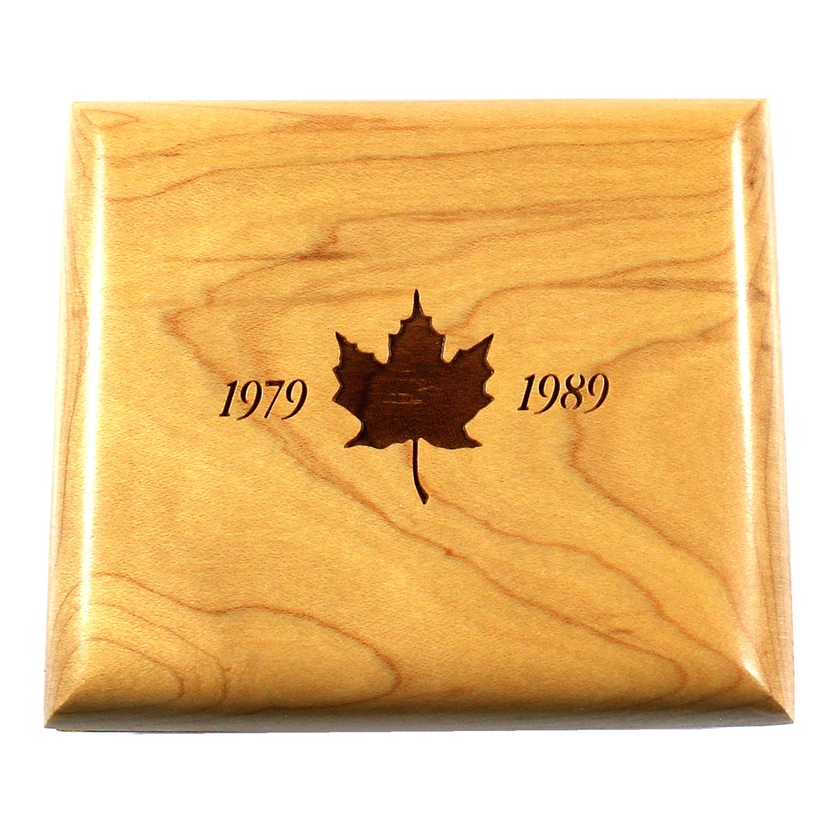 1989 Canada $5 Commemorative Maple Leaf Issue 1oz Fine Silver in Case (No Tax) Impaired