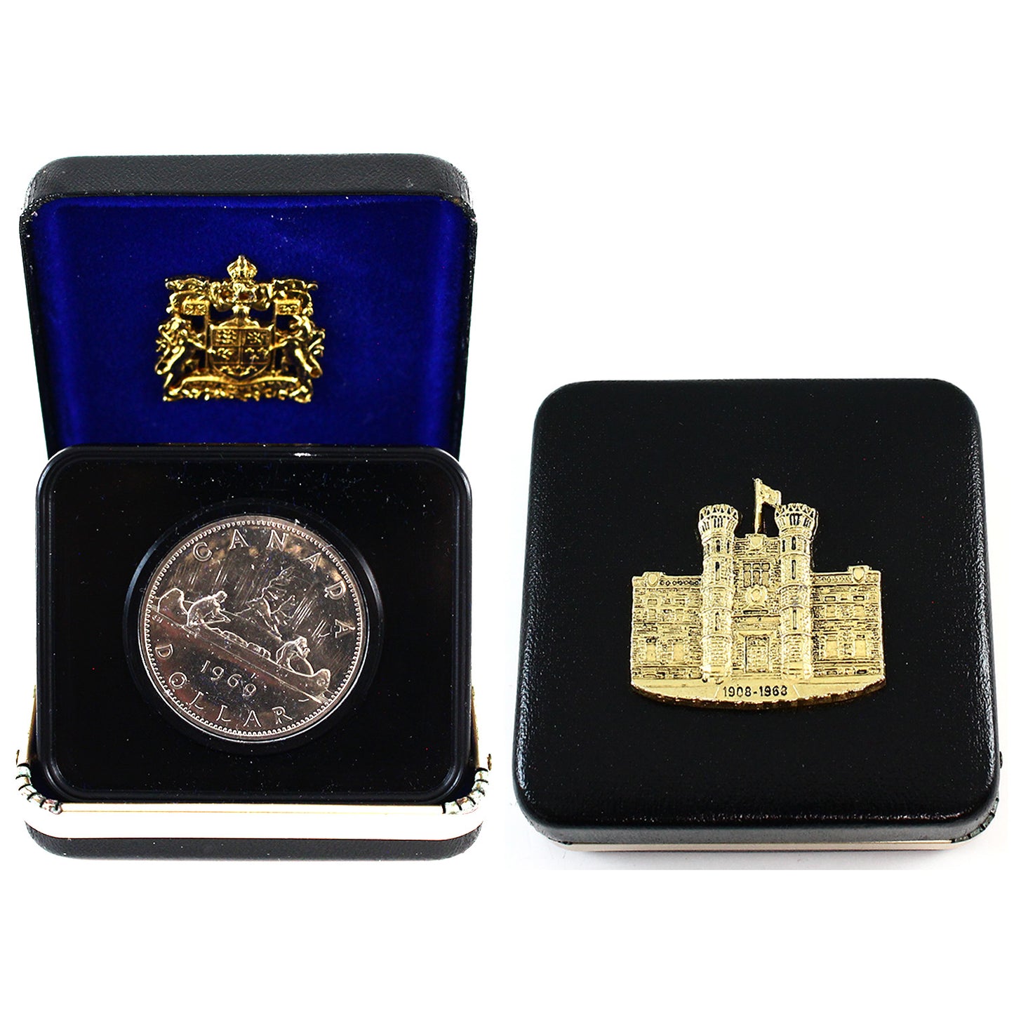 1969 Canada Cased Nickel Dollar in Original Packaging from Mint (Light Toning)