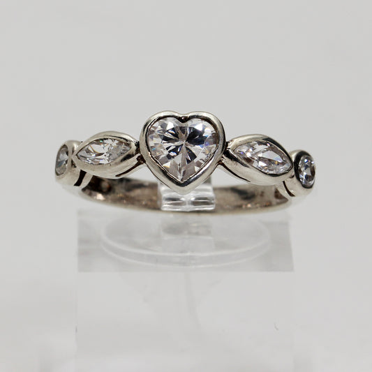 Sterling Silver Heart Stone Ring- Size 8