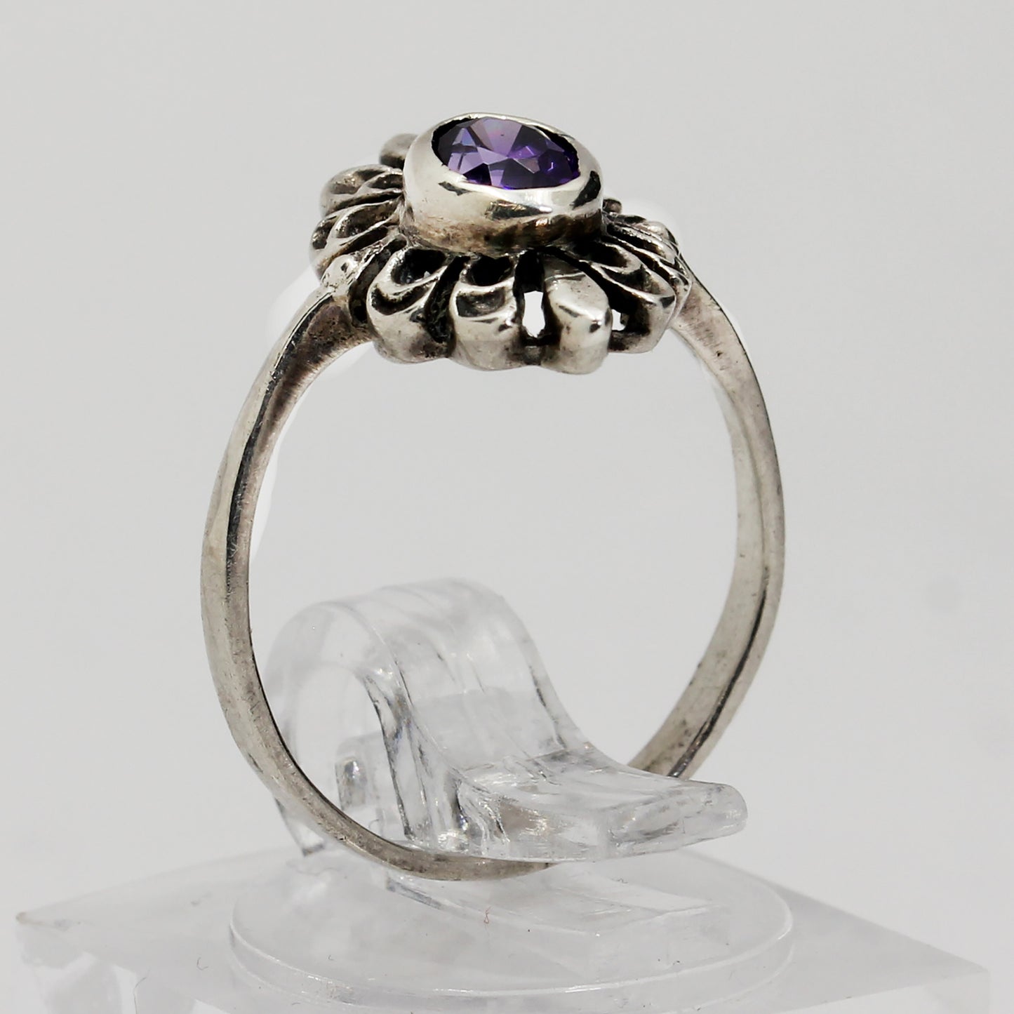 Sterling Silver Purple Antique Ring - Size 5