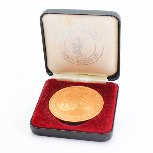 1982, Toronto, ON Canadian Oldtimers Hockey Association World Cup Medal