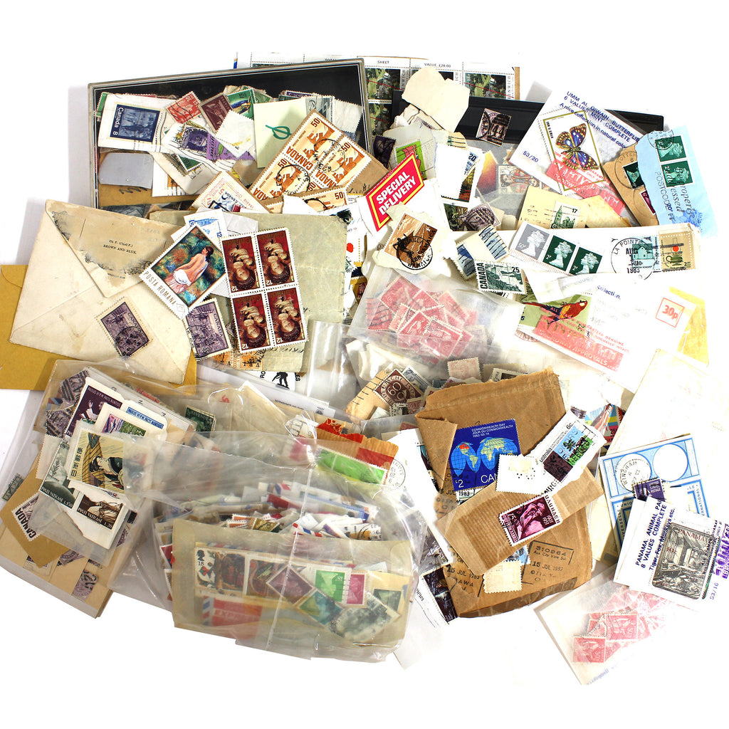 Unknown Number of World Stamps, Mostly Cancelled - Yours to Discover!