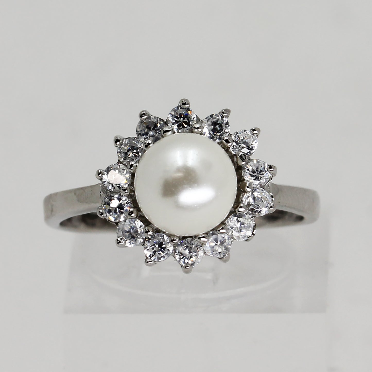 Sterling Silver Clear Stone & Faux Pearl Ring - Size 7