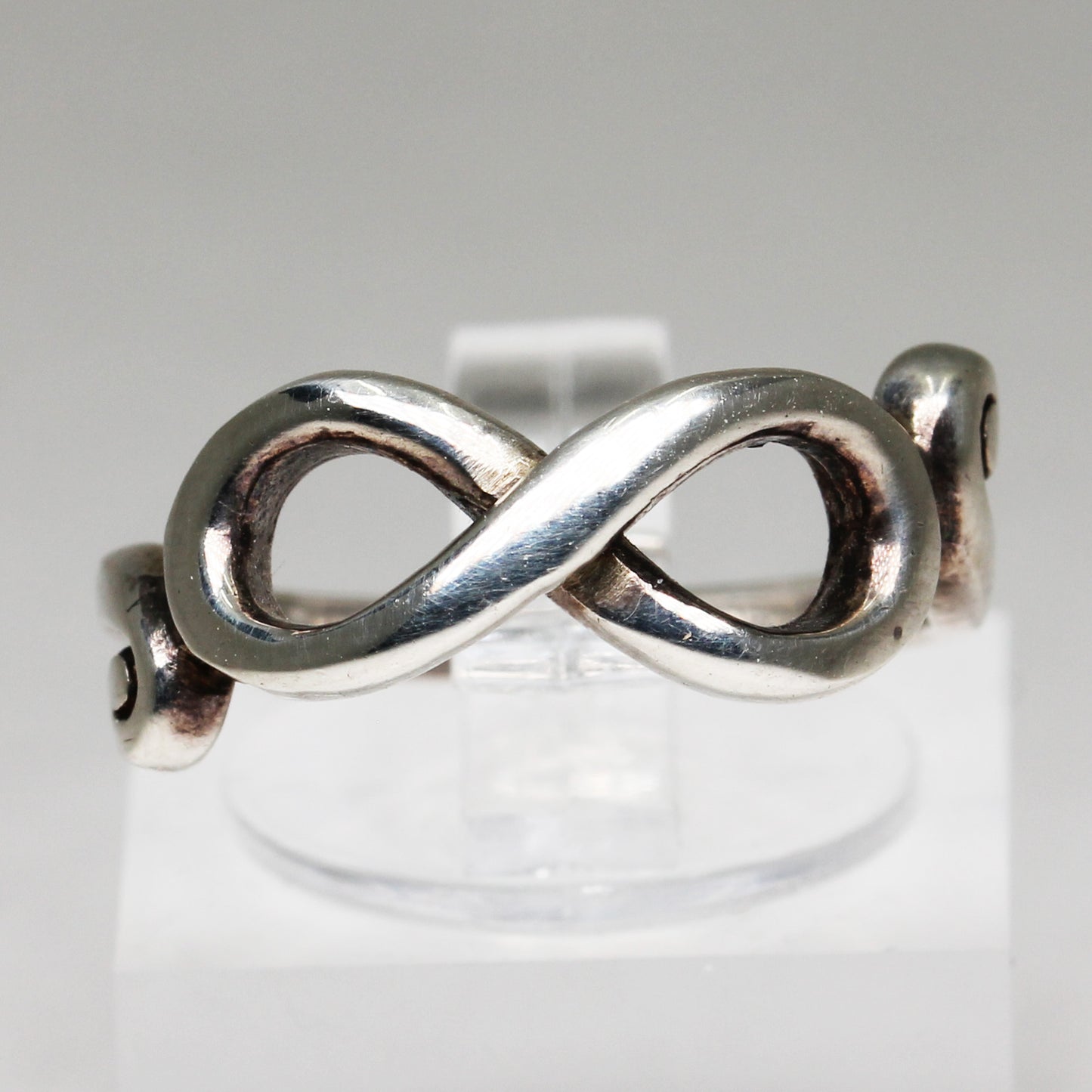 Lady's Sterling Silver Infinity Ring - Size 6