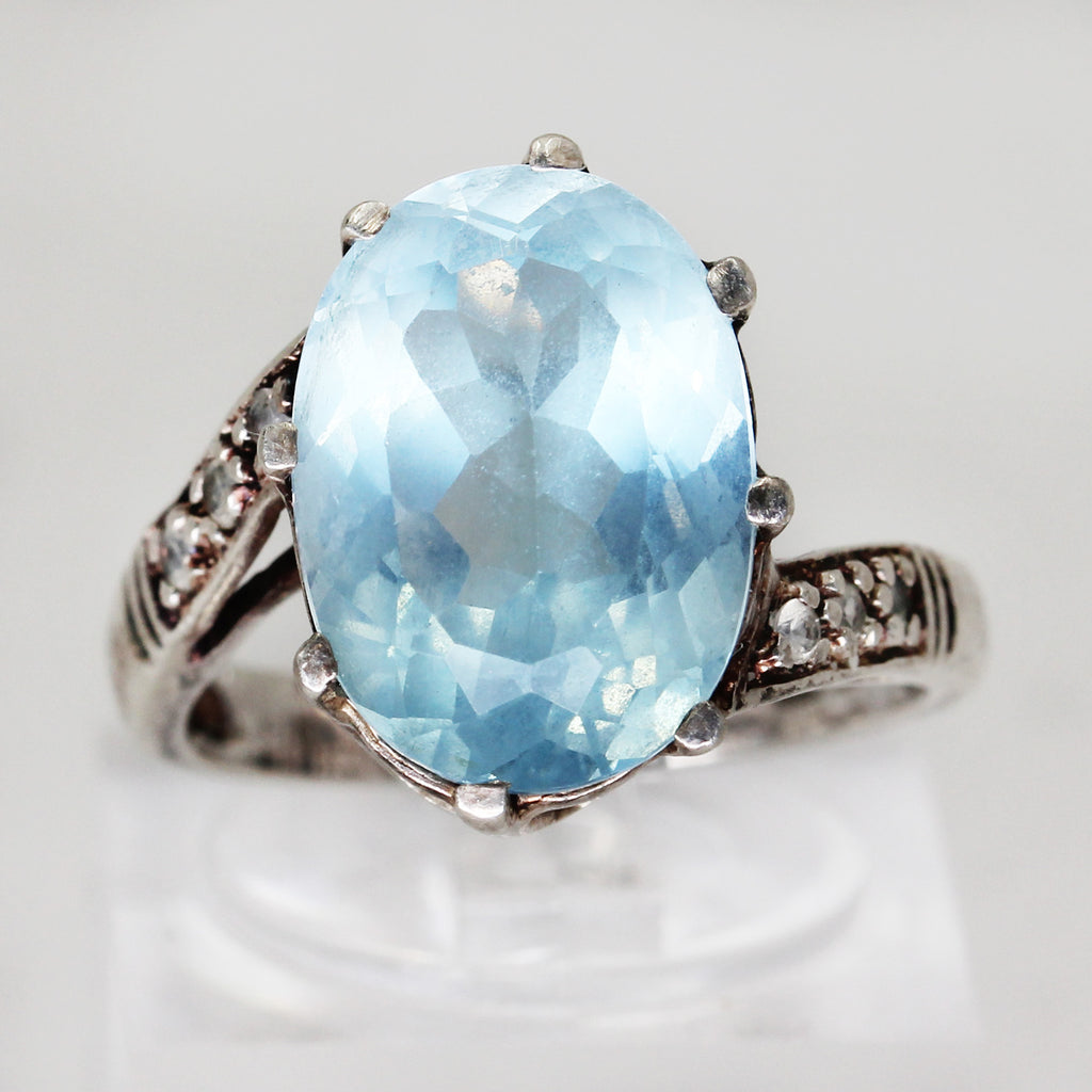 Lady's Sterling Silver Topaz Statement Ring - Size 6 1/2