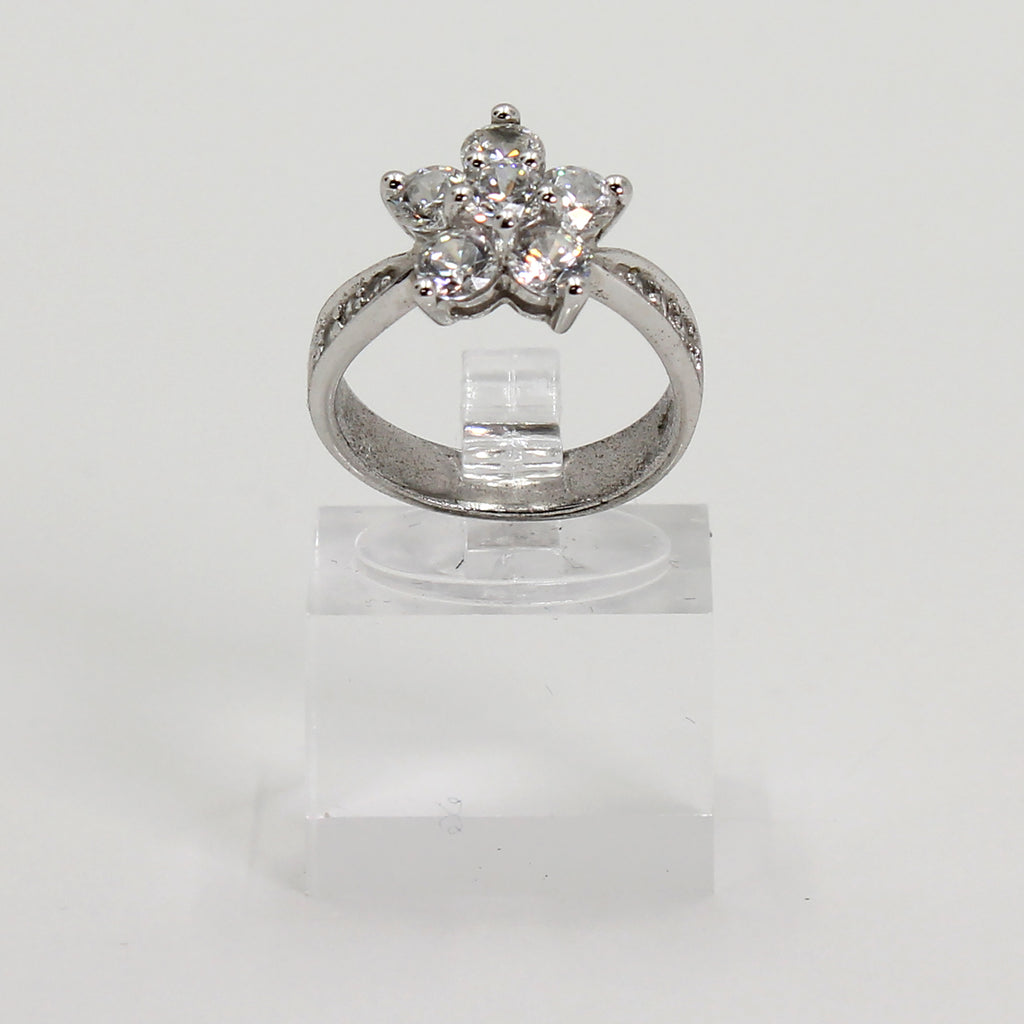 Sterling Silver Clear Stone Floral Cluster Ring w Accent Stones - Size 5 1/2