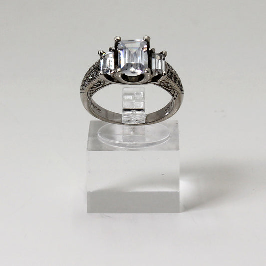 Sterling Silver Triple Baguette Stone Ring - Size 7