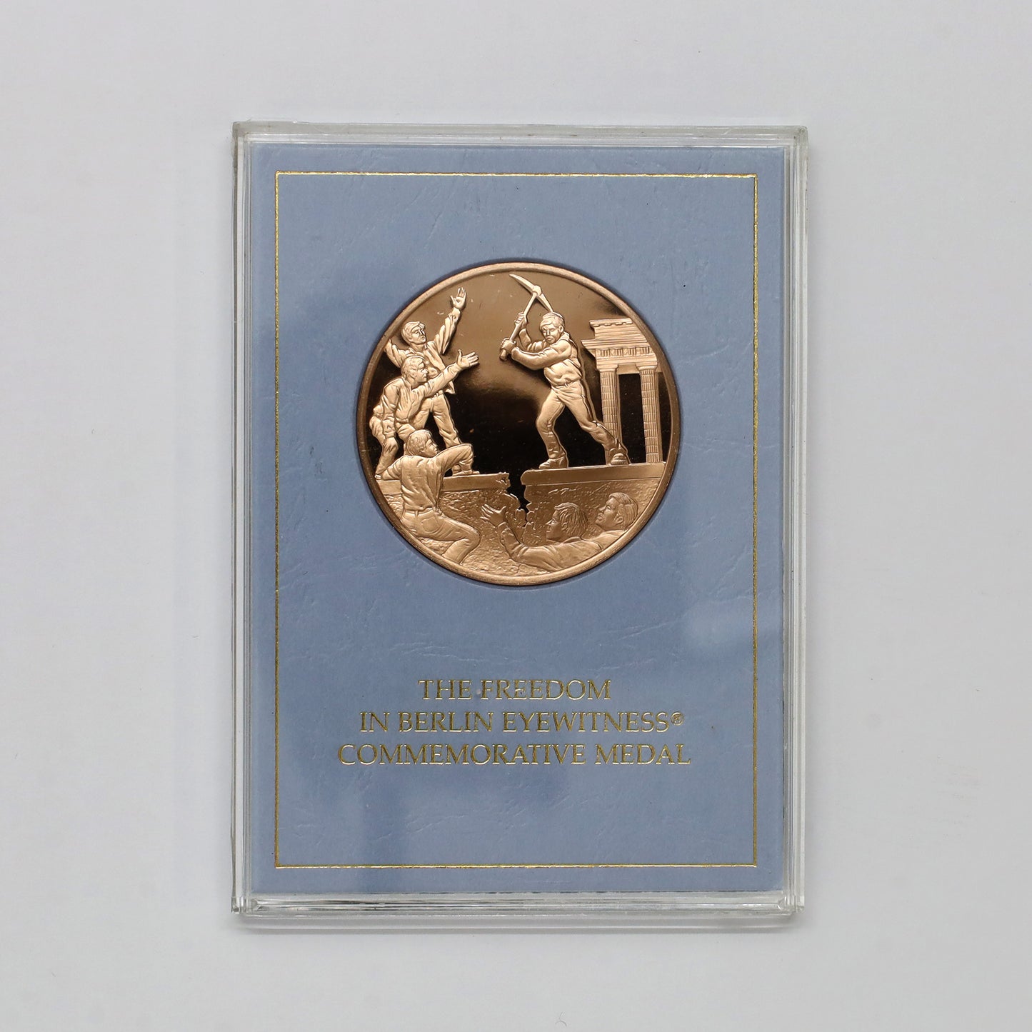 1989 Freedom in Berlin Eyewitness Commemorative Bronze Medal (light wear)