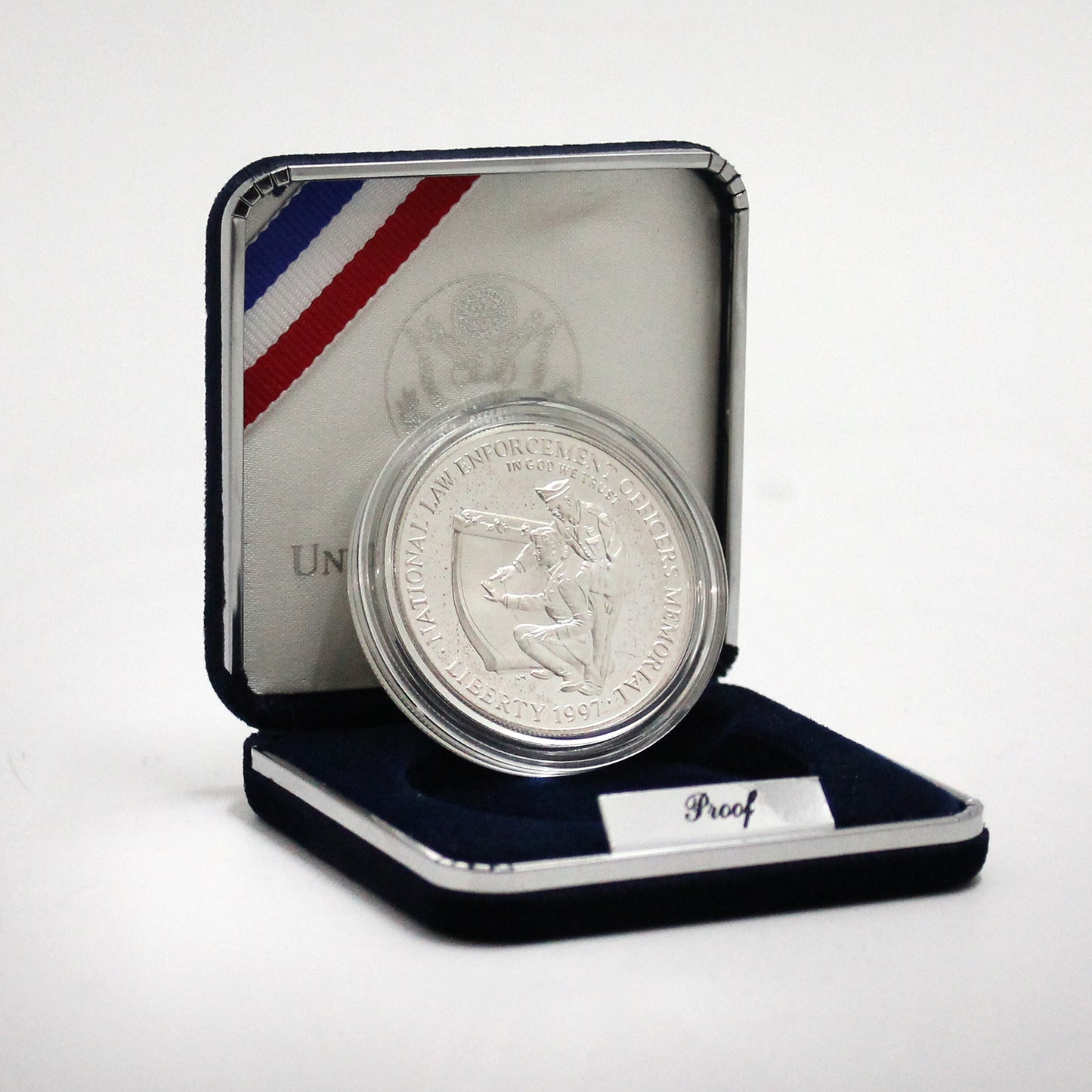 1997 USA National Law Enforcement Officers Memorial .900 Silver Dollar in Case (scr. cap)