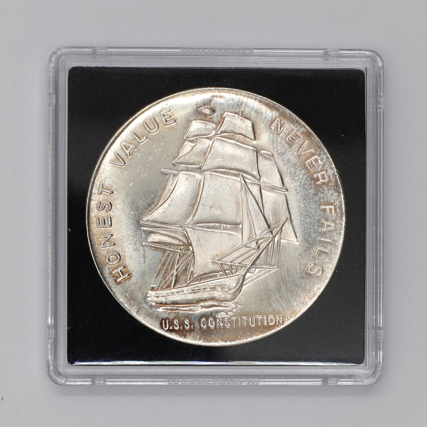USA Liberty Mint USS Constitution 1oz Fine Silver Round (No Tax) issues