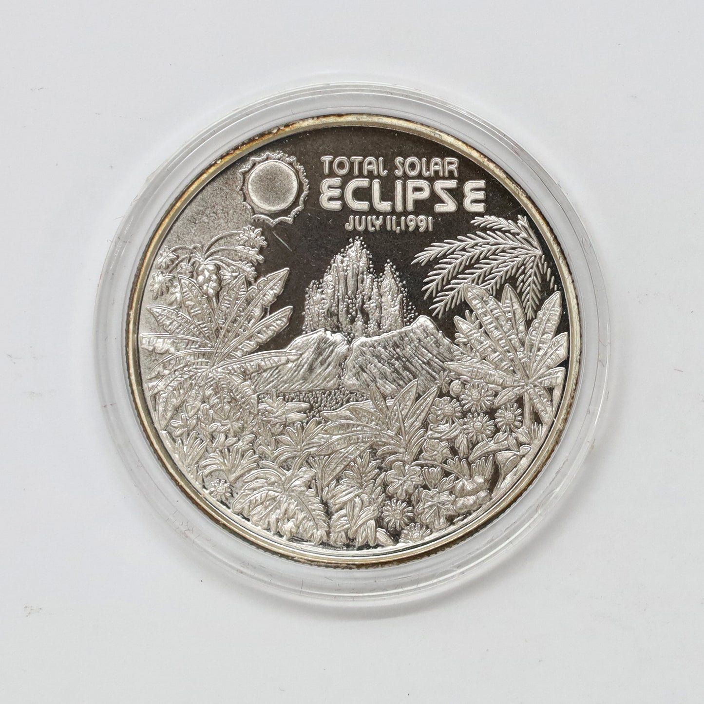 1991 Hawaii Total Solar Eclipse 1 oz. .999 Fine Silver Round in Case (No Tax) issues