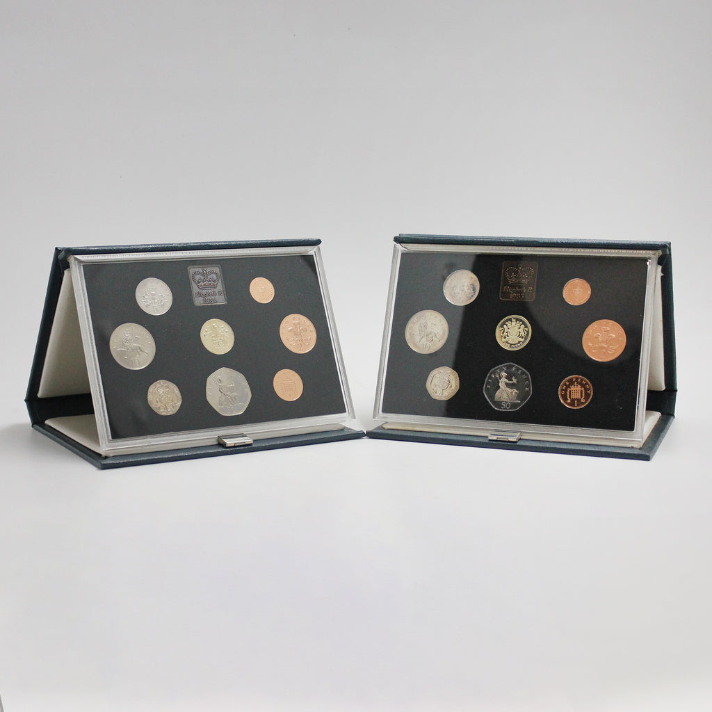 Pair of United Kingdom 1983 & 1984 8-Coin Proof Sets, 2pcs (minor wear)