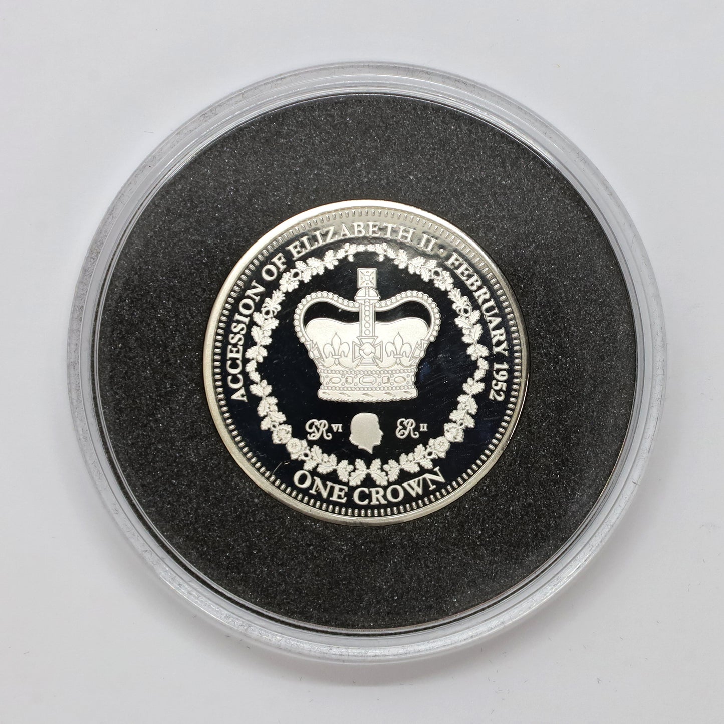2017 Queen Elizabeth II 65th Anniversary Accession 925 Piedfort Crown in Display (issues)