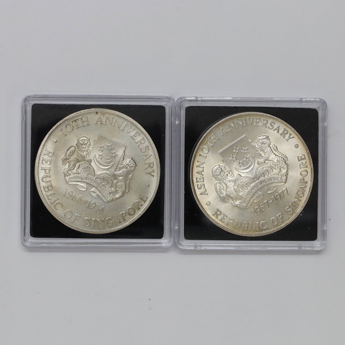 Pair of Singapore 1975 & 1977 $10 .500 Silver Coins, 2pcs