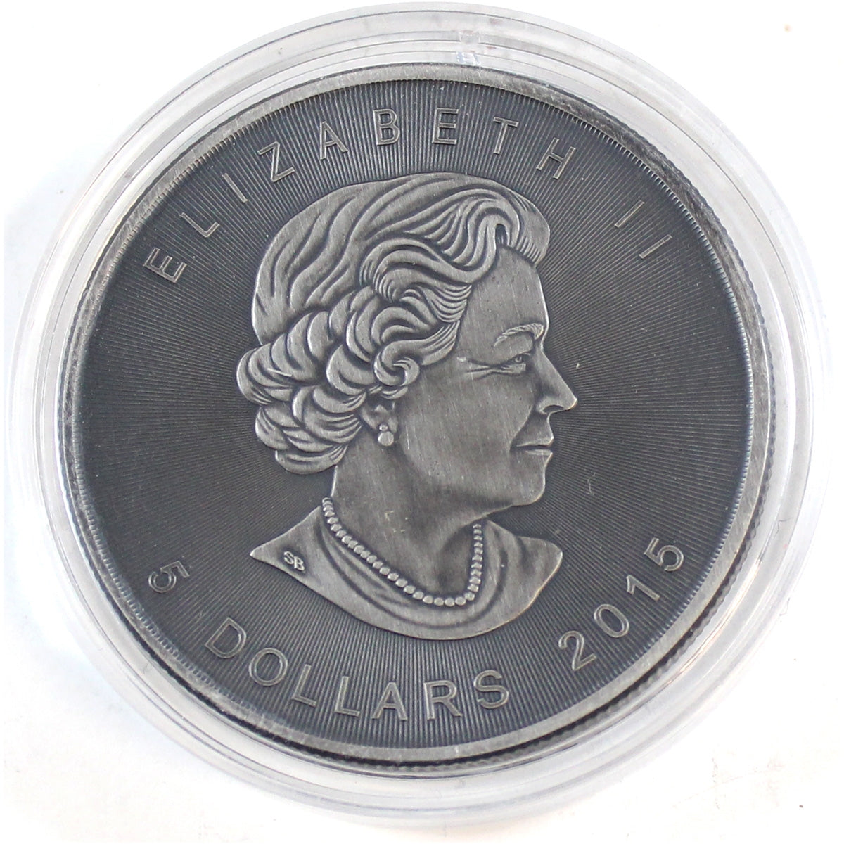 Unique 2015 Antiqued Polar Bear $5 Silver Maple Leaf with coloured depiction (No Tax)